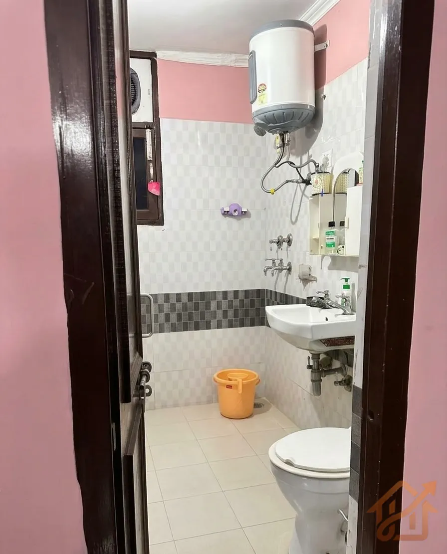 Independent Fully furnished 1 room flat with attached toilet & kitchen available from 01.09.26 2